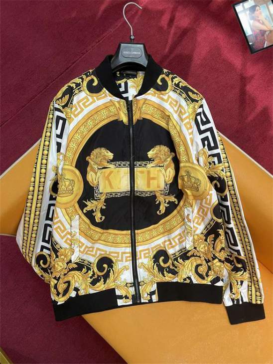 Picture of Versace Jackets _SKUVersaceM-3XL12yn6629883